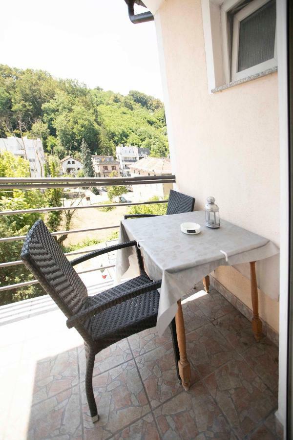 Studio Apartman Natali Zagreb Bagian luar foto